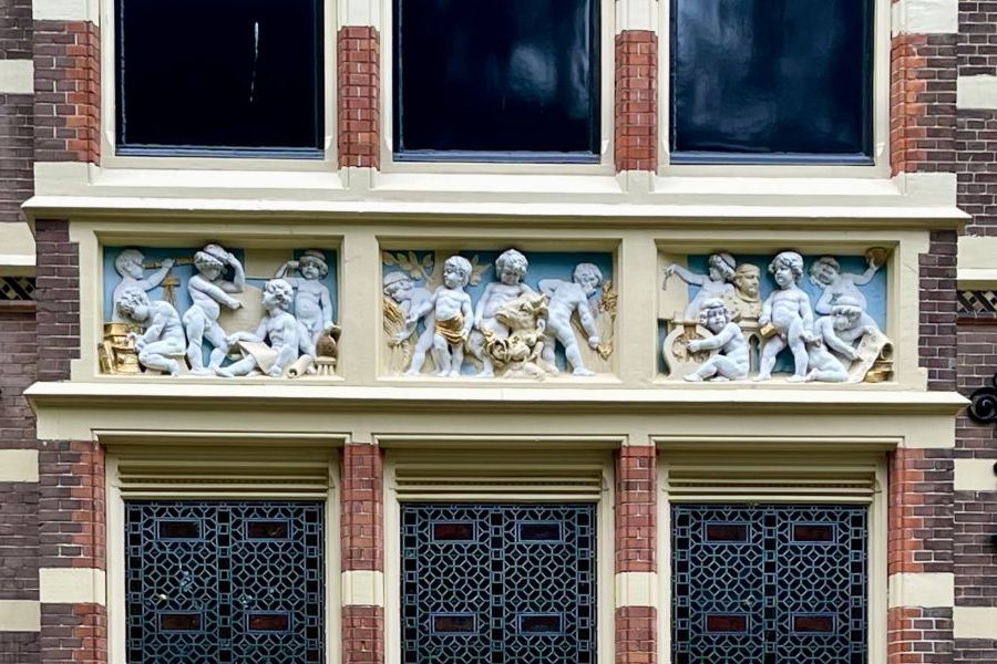 Ontdekkingstocht door het oude provinciehuis